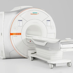 Refurbished 4 Slice CT Scan Machine